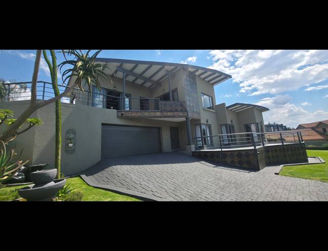 4 BEDROOM FREESTANDING FOR SALE IN BANKENVELD